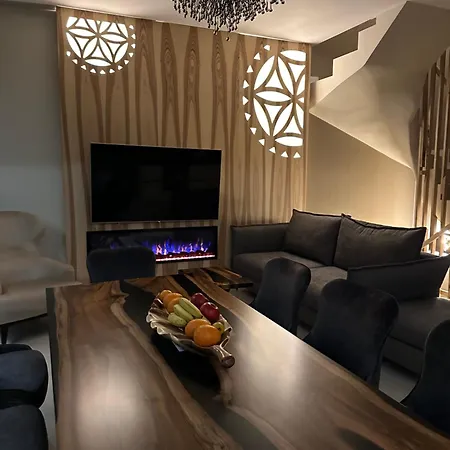 Skyline With Jacuzzi And Sauna فيلة *