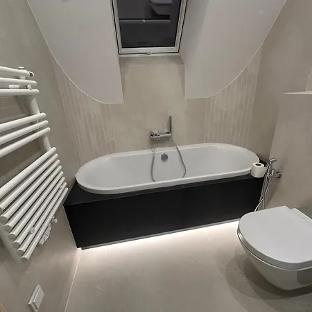 Skyline With Jacuzzi And Sauna * كوشتيليسكا