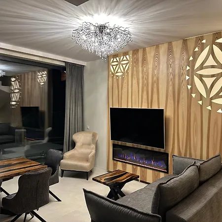 فيلة Skyline With Jacuzzi And Sauna *