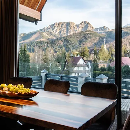 Skyline With Jacuzzi And Sauna