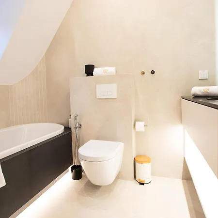 فيلة Skyline With Jacuzzi And Sauna