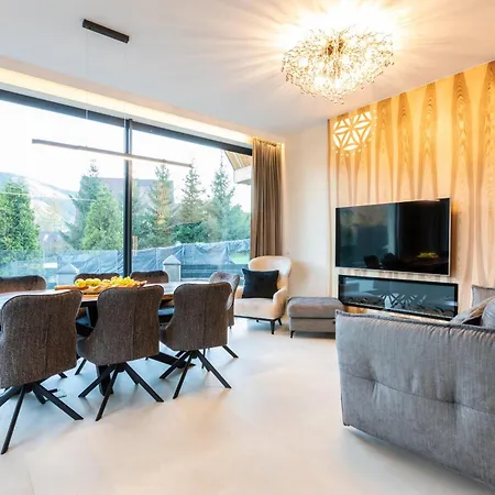 فيلة Skyline With Jacuzzi And Sauna كوشتيليسكا