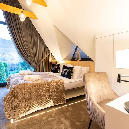 Skyline With Jacuzzi And Sauna كوشتيليسكا