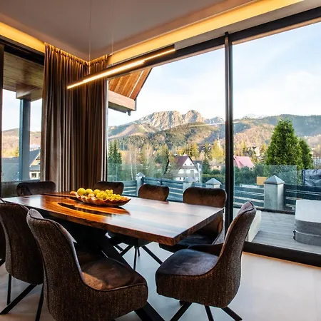 Skyline With Jacuzzi And Sauna فيلة *